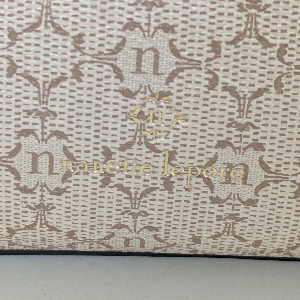 Nanette Lepore shoulder bag in tan and beige. In excellent condition! - Picture 2 of 6